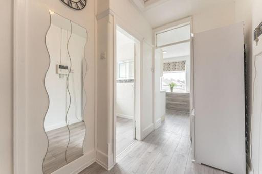Walsgrave Road Apartment - 5 Beds - Free Parking & Wi-Fi Coventry Luaran gambar
