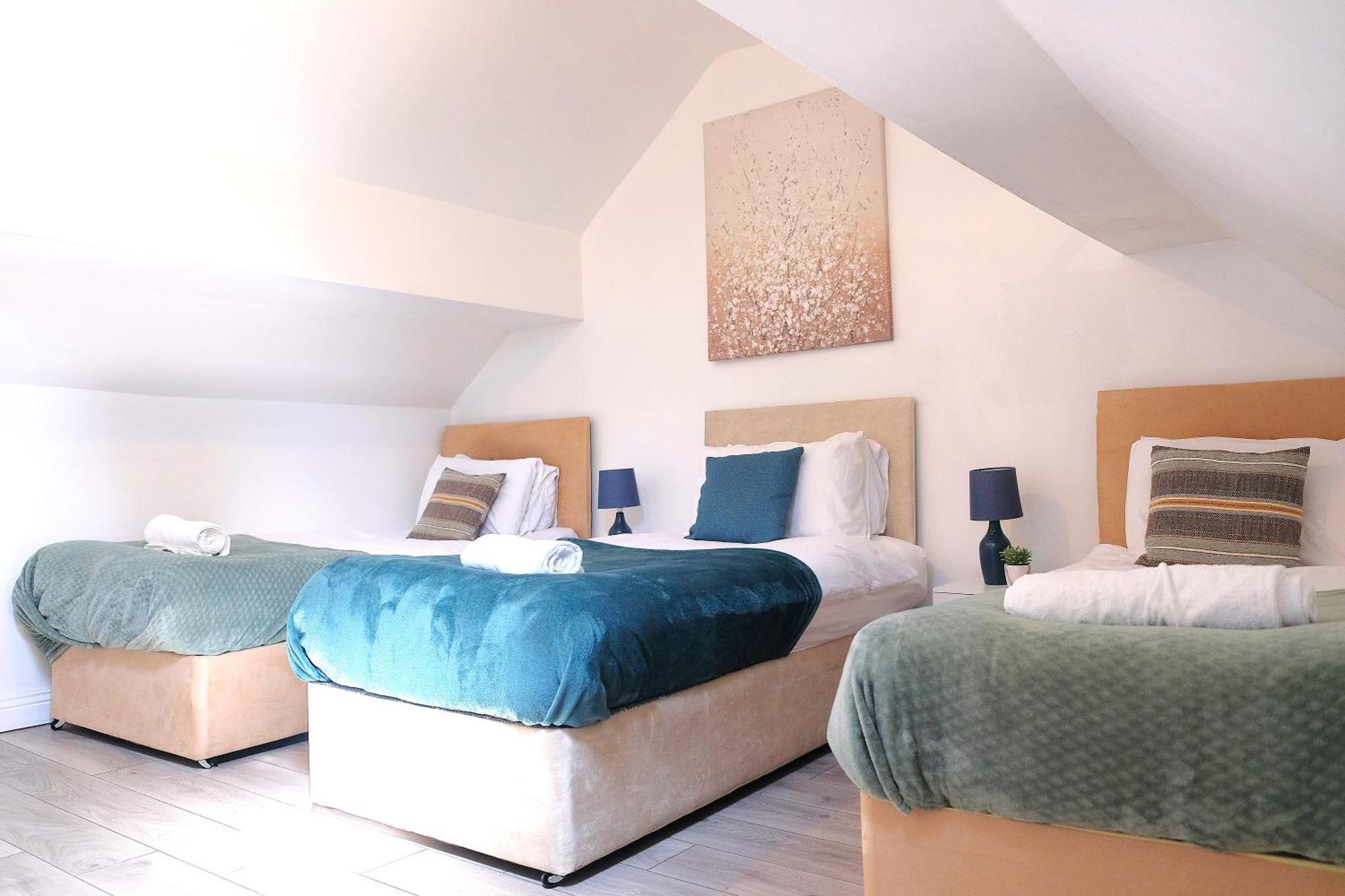 Walsgrave Road Apartment - 5 Beds - Free Parking & Wi-Fi Coventry Luaran gambar
